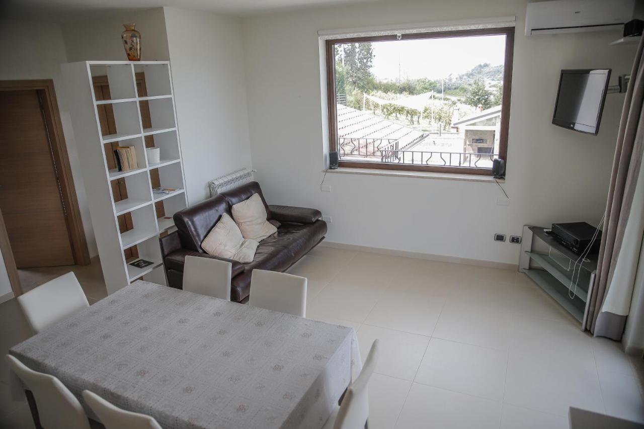 Caiazzo Villa Santoro Ai Tre Ulivi Con Piscina Privata מראה חיצוני תמונה