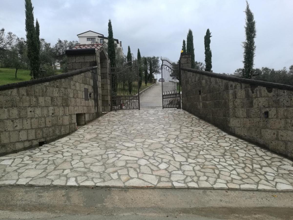 Caiazzo Villa Santoro Ai Tre Ulivi Con Piscina Privata מראה חיצוני תמונה